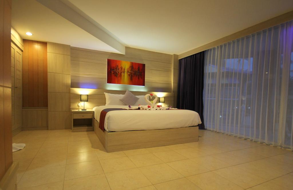 Baywatch Boutique Hotel Ao Nang Krabi Ngoại thất bức ảnh